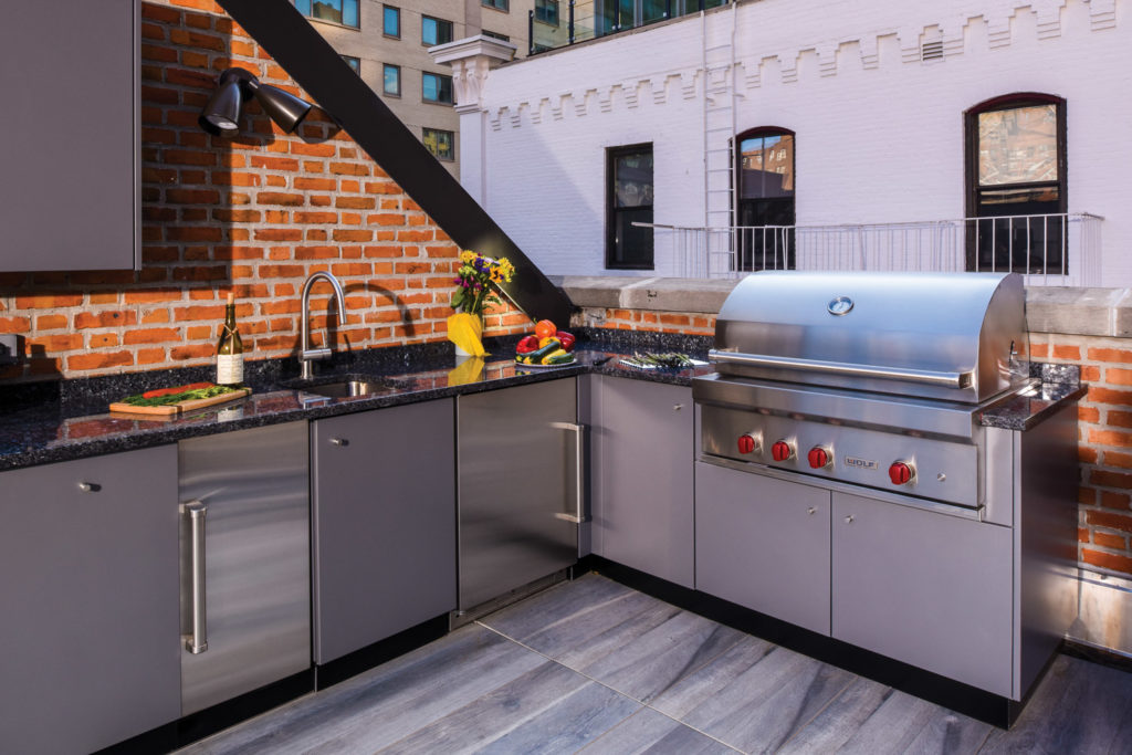 rooftop outdoor kitchen