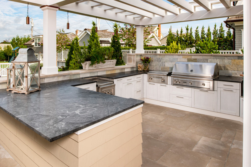 Outdoor Kitchen Countertops L Trex, How To Tile Outdoor Kitchen Countertop